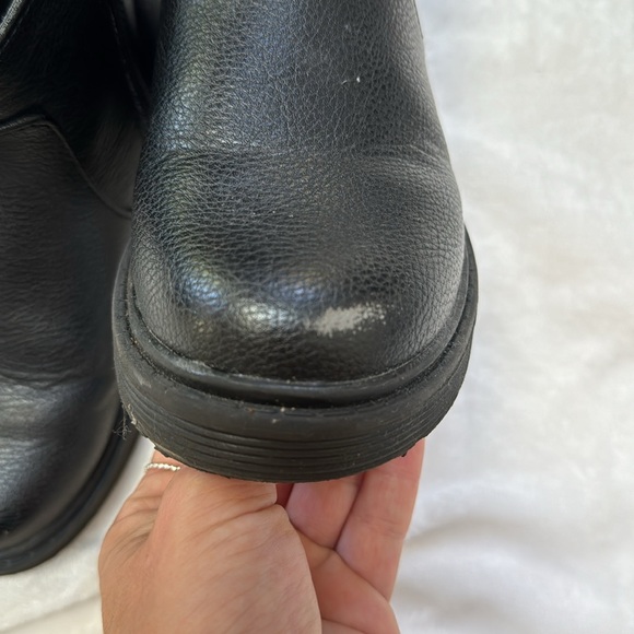 Girls Cat and Jack Chelsea Boots sz 1 - Picture 4 of 4